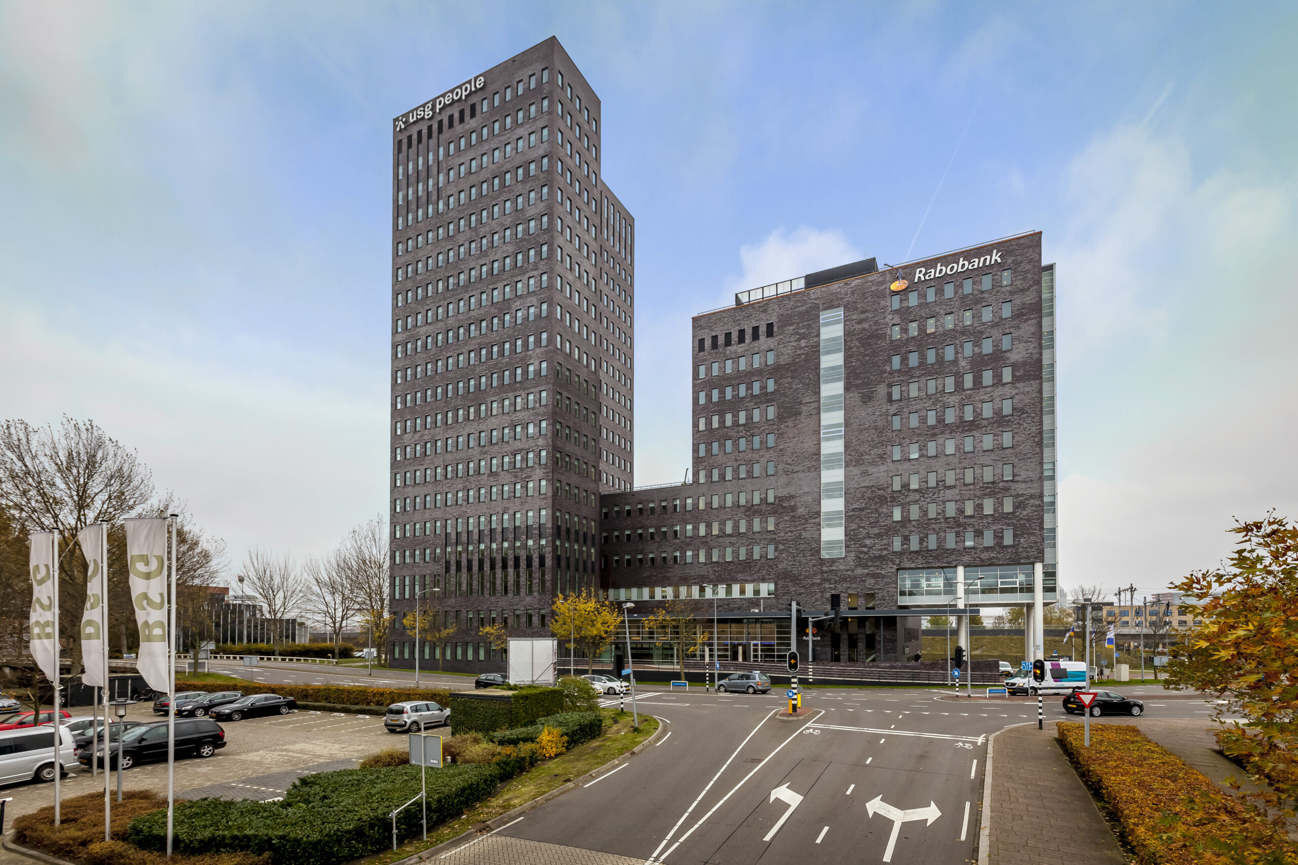 Stichting Prisma Almere huurt ca. 570 m2 kantoorruimte in Tower19